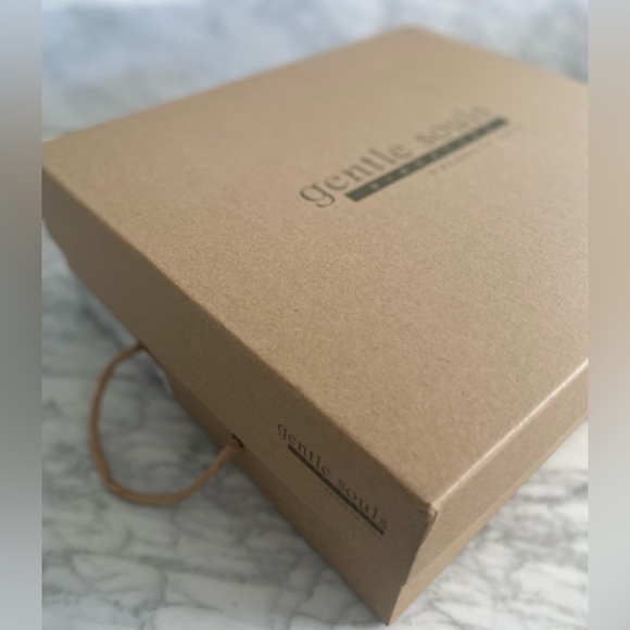 Kenneth Cole Gentle Souls Espadrille - Picture 13 of 13